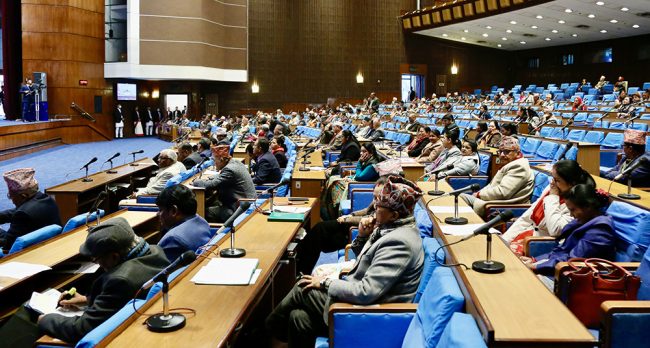 निजामती सेवा विधेयक माथिको विरोधलाई प्रस्तुत गर्न संसद बैठक